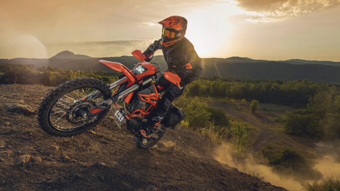 2023 KTM 690 Enduro R