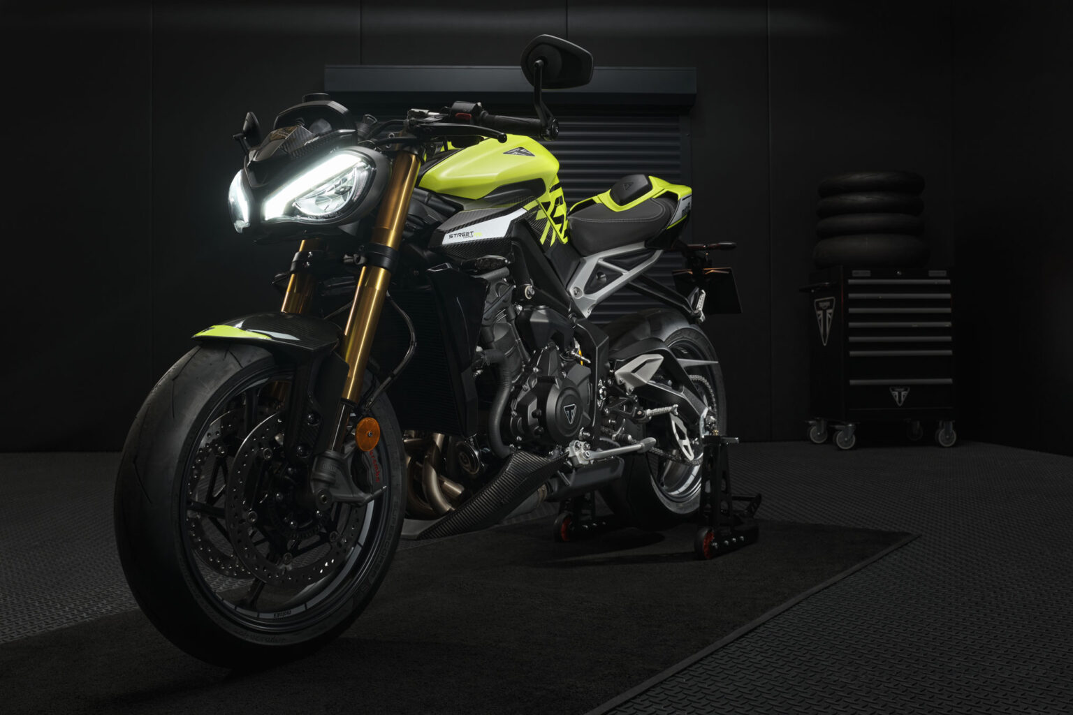 DISCOVER TRIUMPH'S 2023 LINEUP AT MOTORCYCLE LIVE • Total Motorcycle