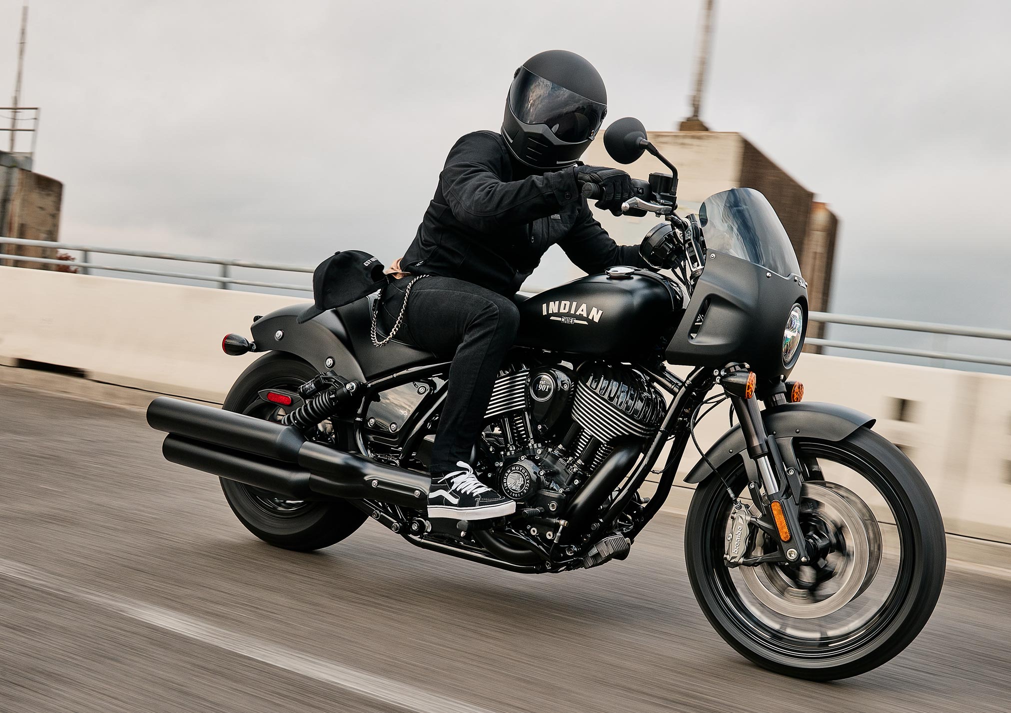 2023 Indian Sport Chief Guide • Total Motorcycle