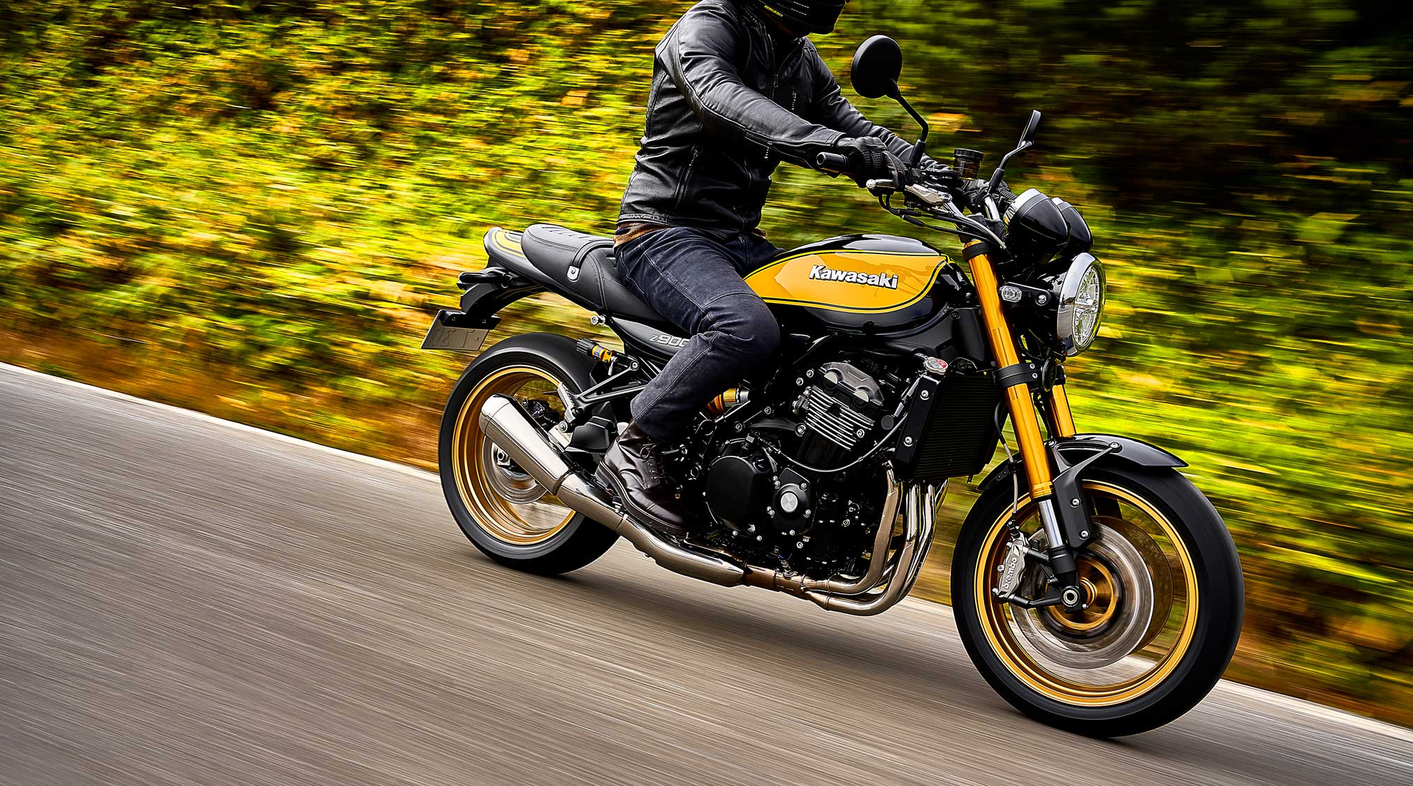 2023 Kawasaki Z900RS SE Guide • Total Motorcycle