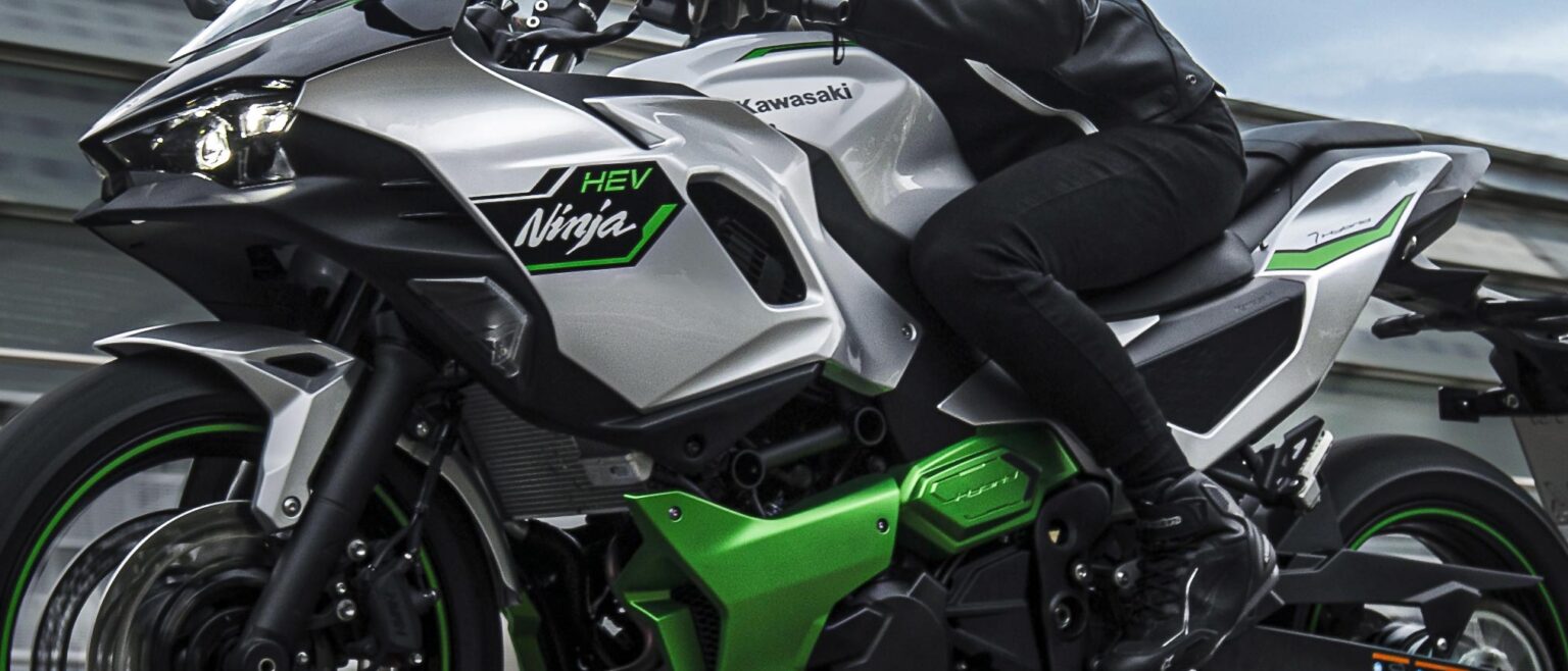 2024 Kawasaki Motorcycle Guide • Total Motorcycle