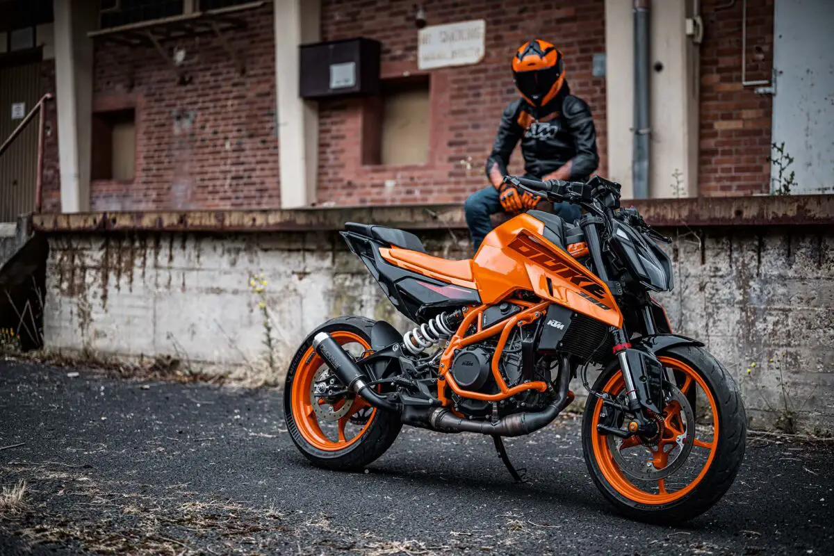 2024 KTM 390 Duke Guide • Total Motorcycle