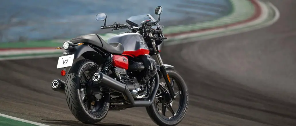 2024 Moto Guzzi V7 Stone Corsa