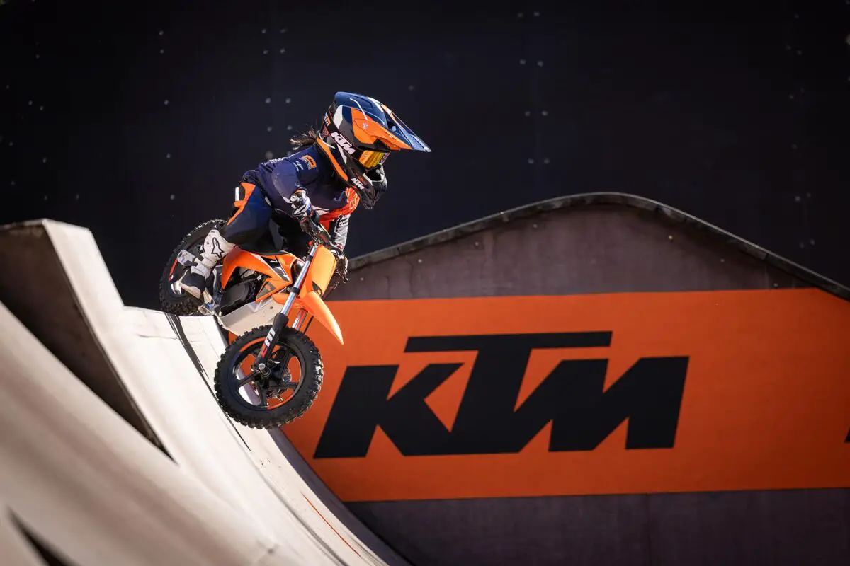 2024 KTM SX-E2