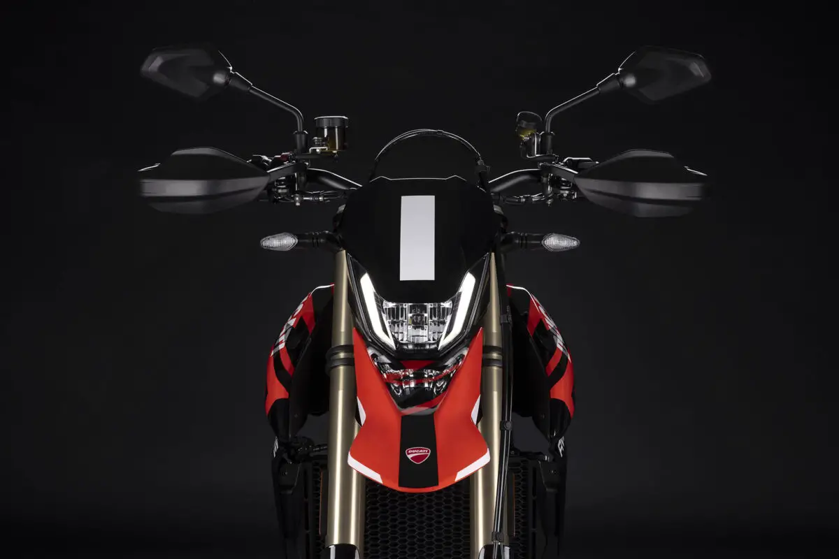 2024 Ducati Hypermotard 698 Mono Guide • Total Motorcycle