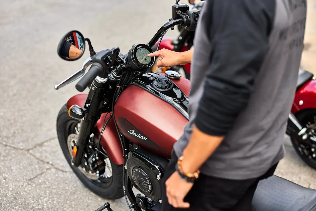 2024 Indian Chief Bobber Dark Horse