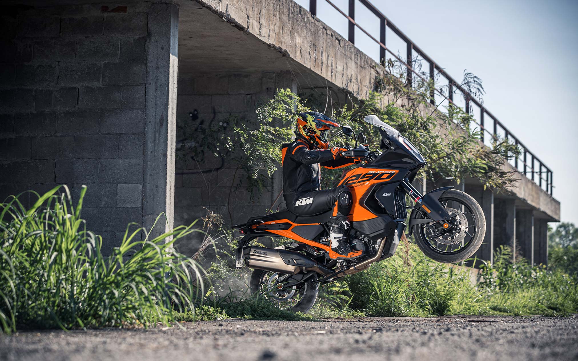 2024 KTM 1290 Super Adventure S Guide • Total Motorcycle