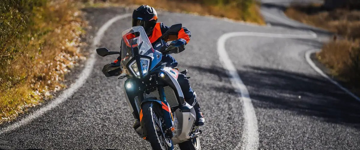 2024 KTM 790 Adventure Guide • Total Motorcycle