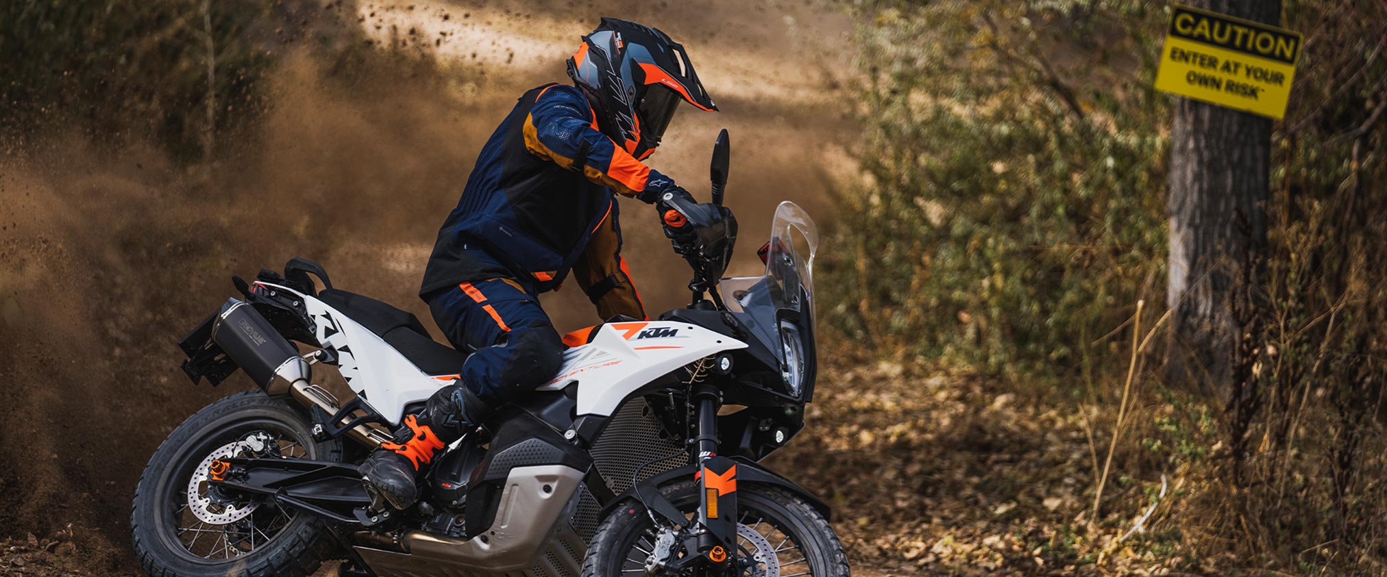 2024 KTM 790 Adventure Guide • Total Motorcycle