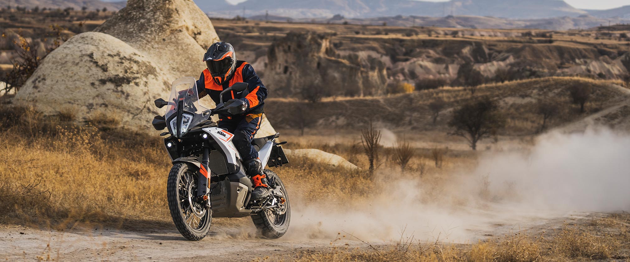 2024 KTM 790 Adventure Guide • Total Motorcycle