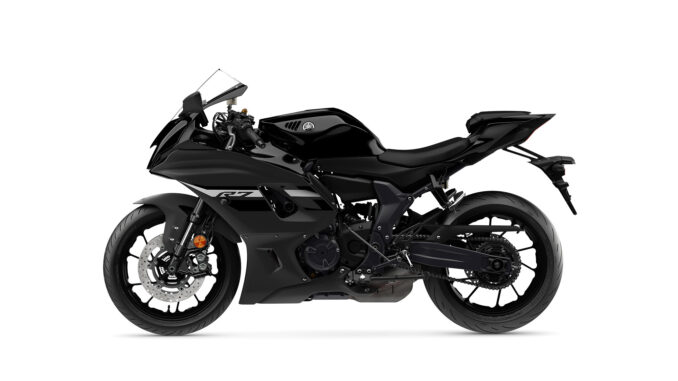 2024 Yamaha YZF-R7 Guide • Total Motorcycle