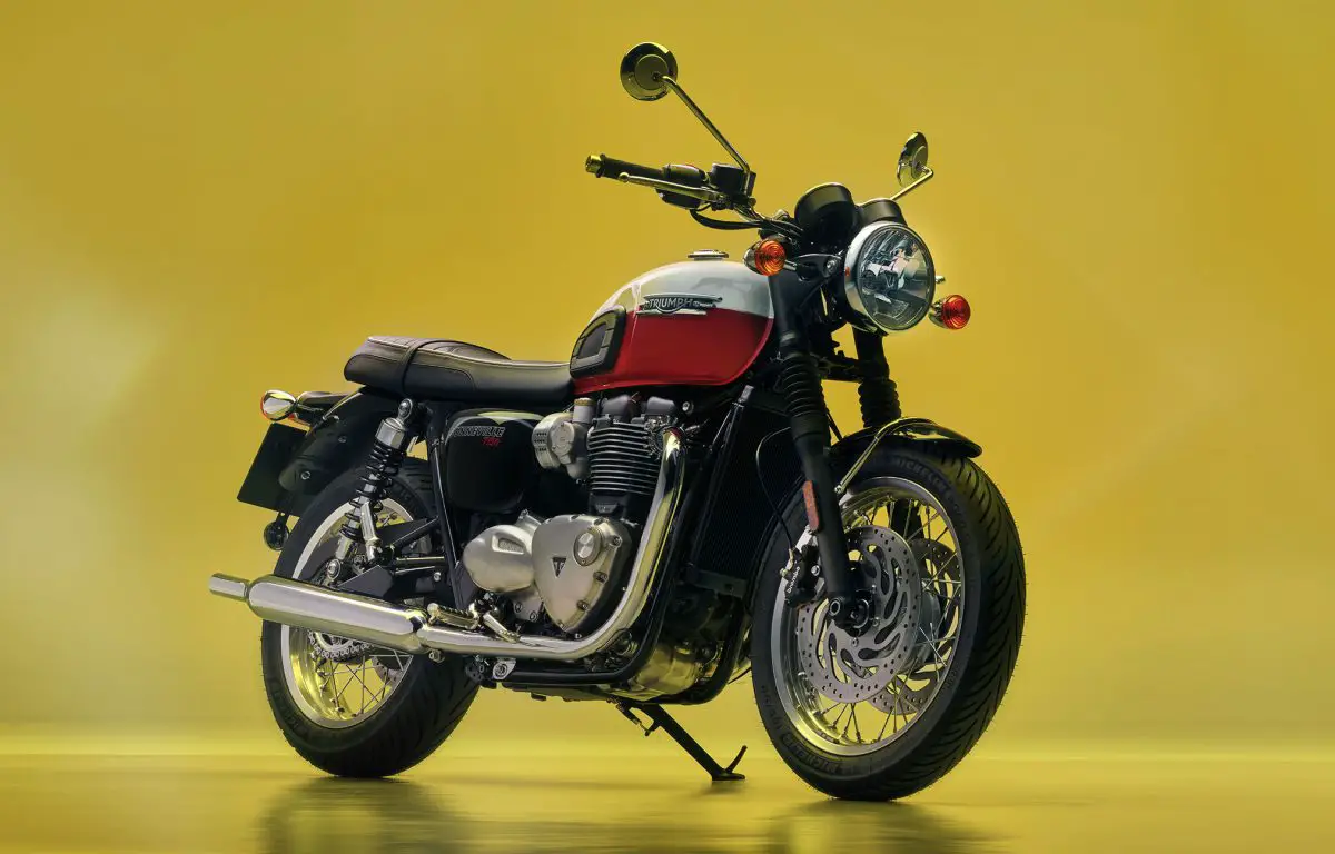 2025 Triumph Bonneville T120