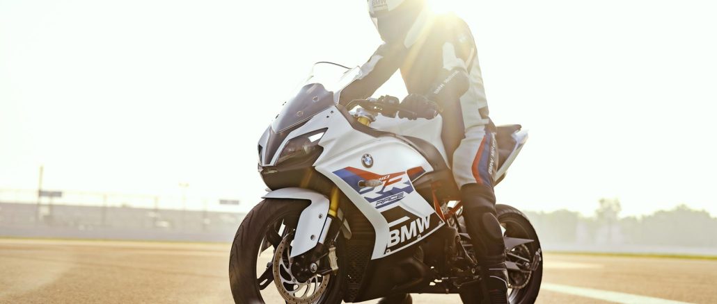 2025 BMW G310RR