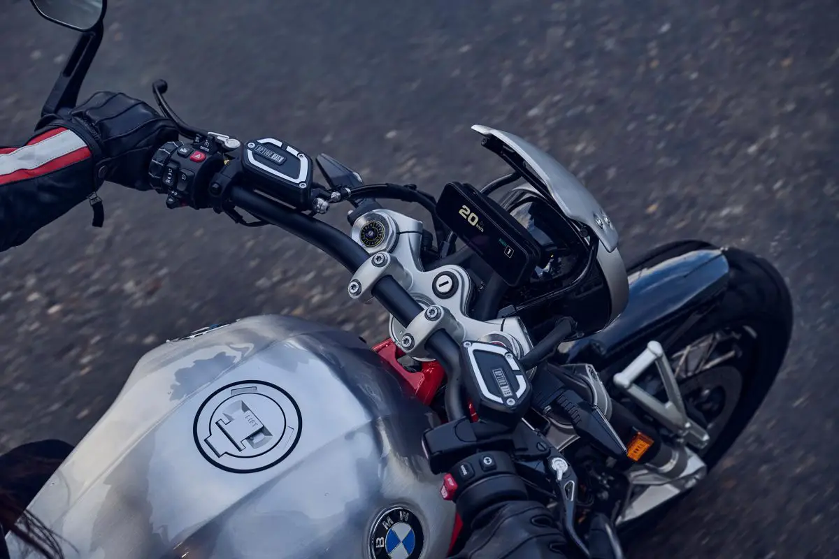 2025 BMW R12 nineT