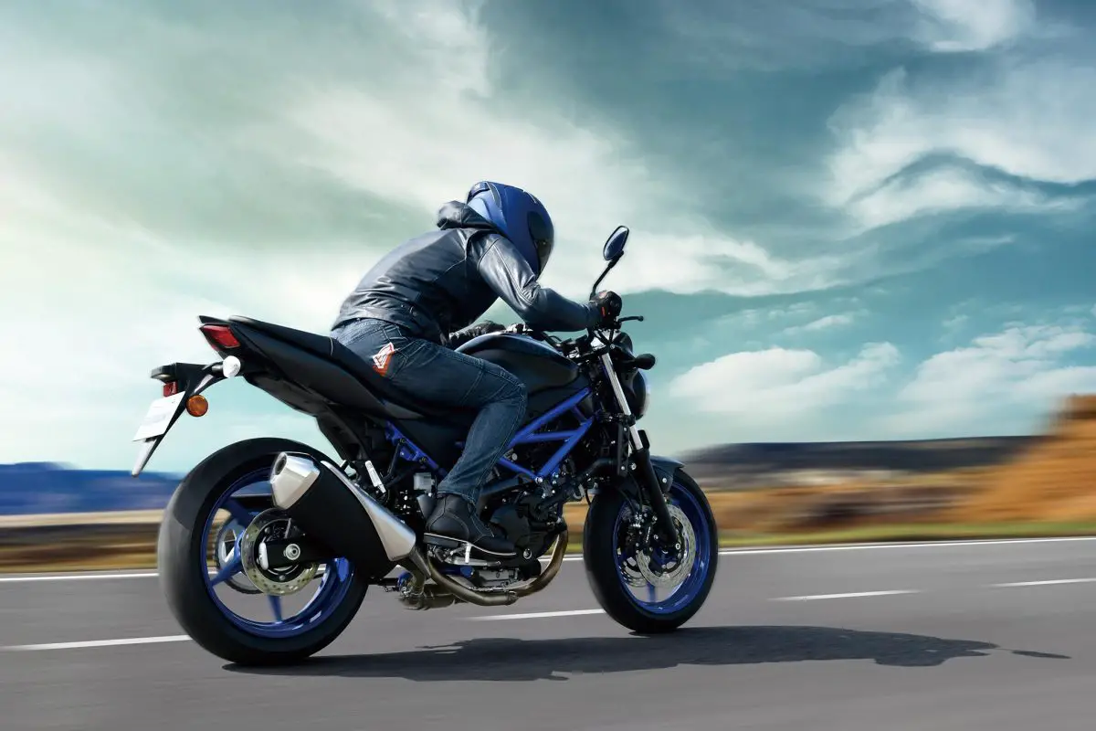 2025 Suzuki SV650 ABS