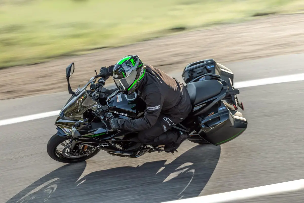 2025 Kawasaki Ninja 1100SX ABS