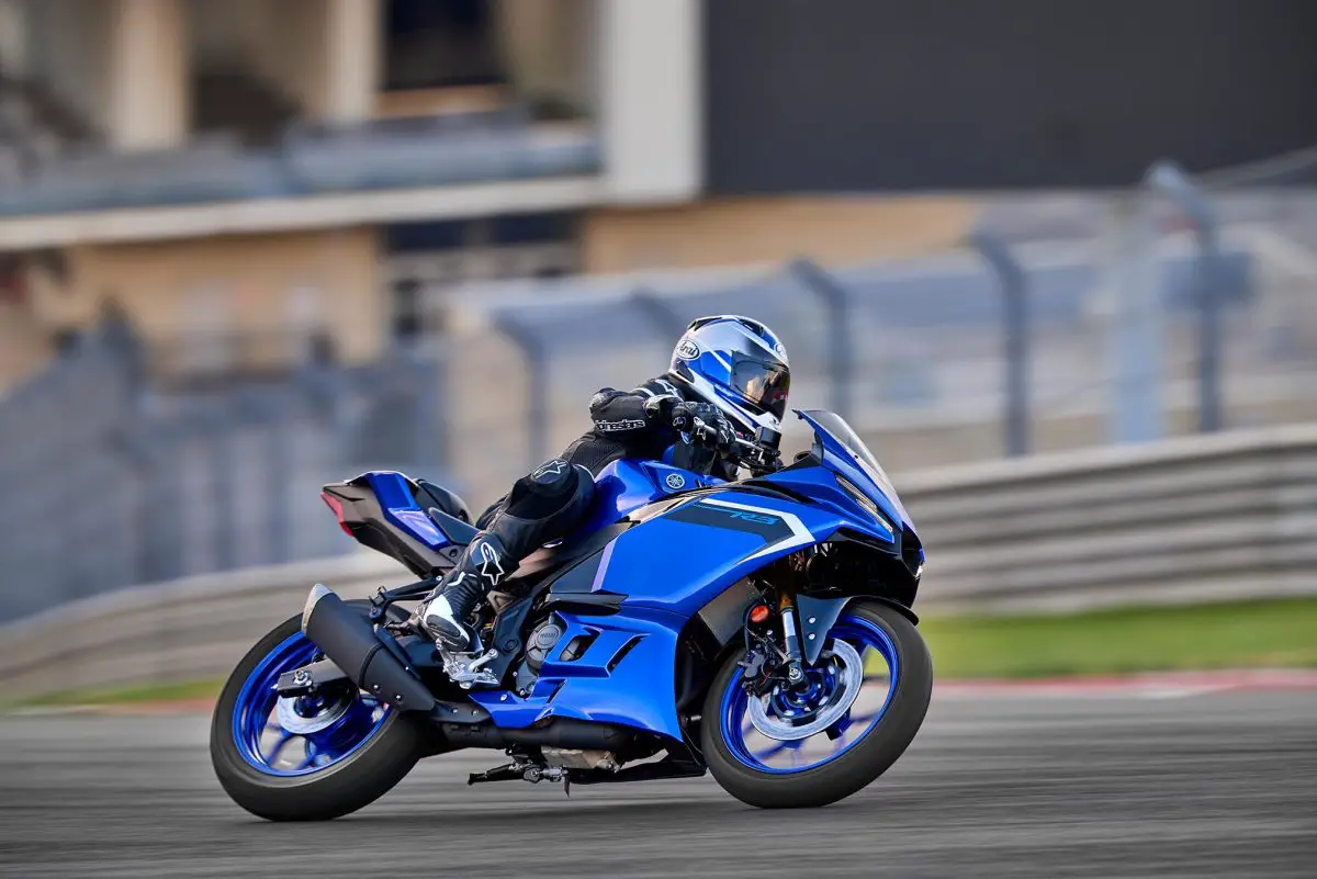 2025 Yamaha YZF-R3