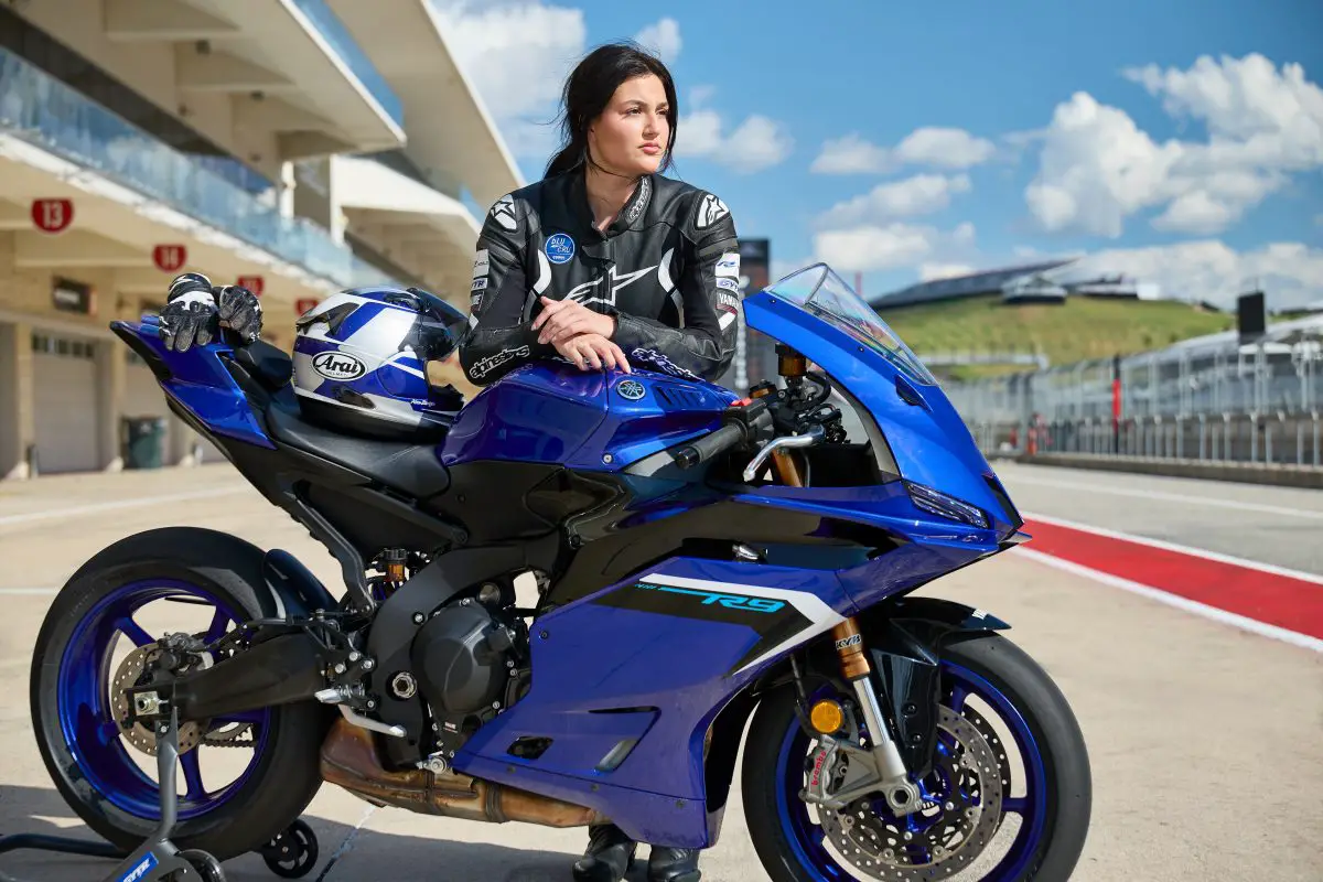 2025 Yamaha YZF-R9