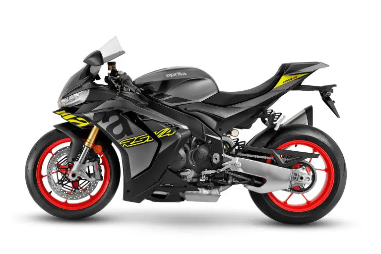 2025 Aprilia RSV4 Guide • Total Motorcycle