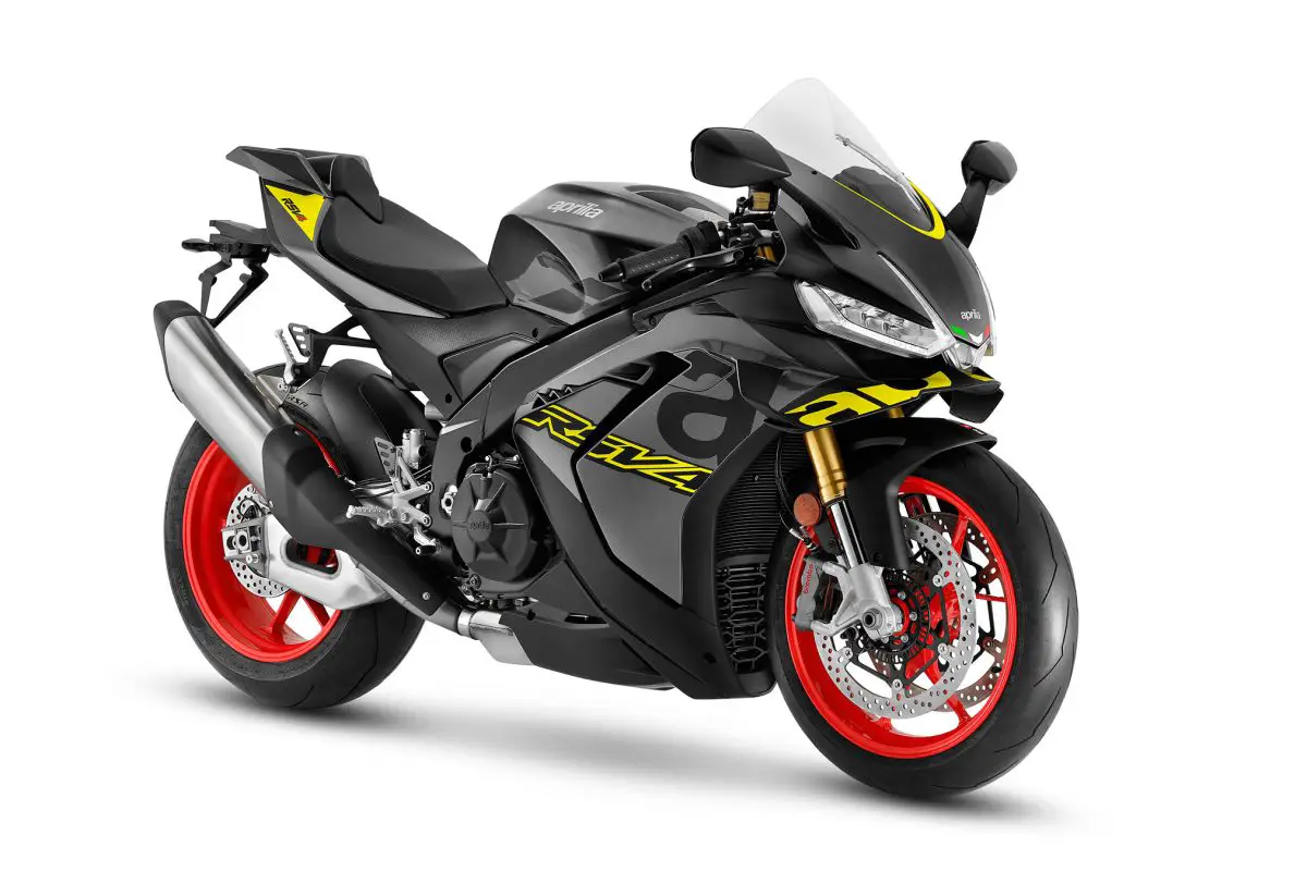 2025 Aprilia RSV4