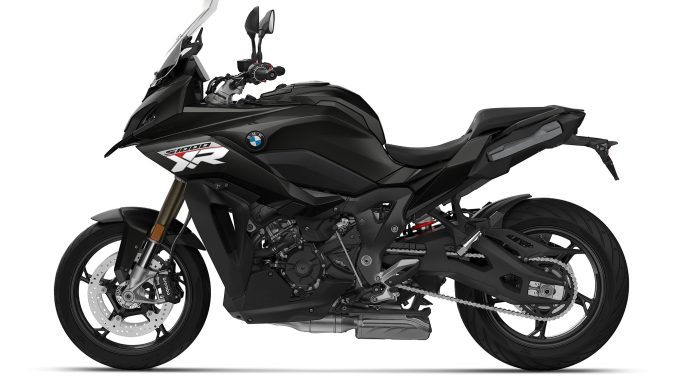 2025-BMW-S1000XR2 2025 BMW S1000XR