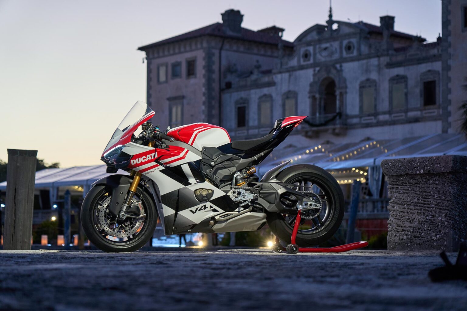 2025 Ducati Panigale Tricolore Review • Total Motorcycle