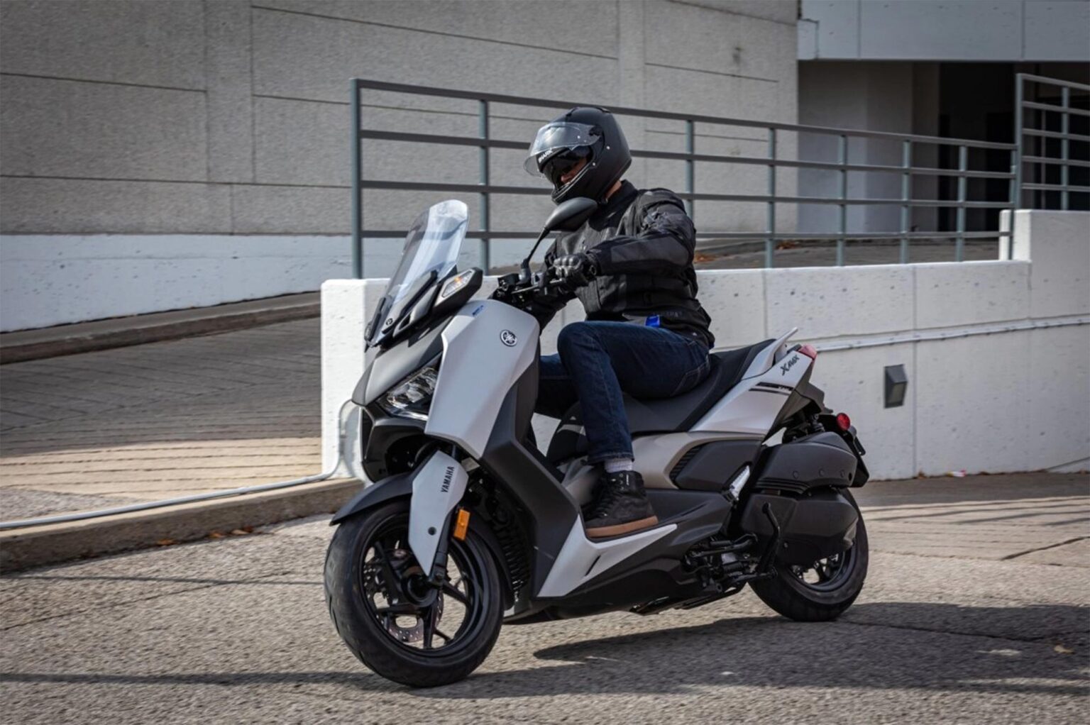 2025 Yamaha XMAX Review • Total Motorcycle