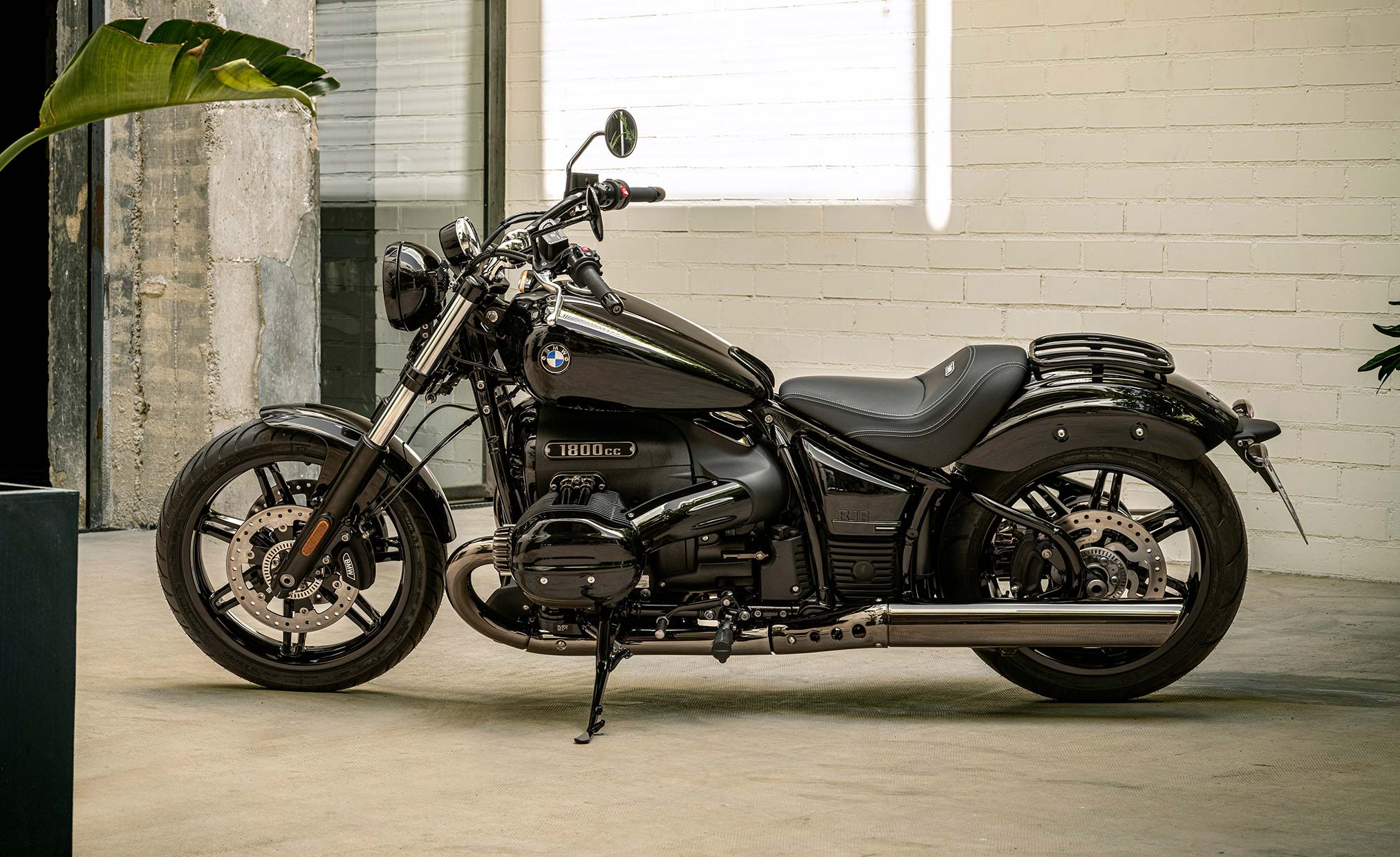 Bmw R18 Dimensions