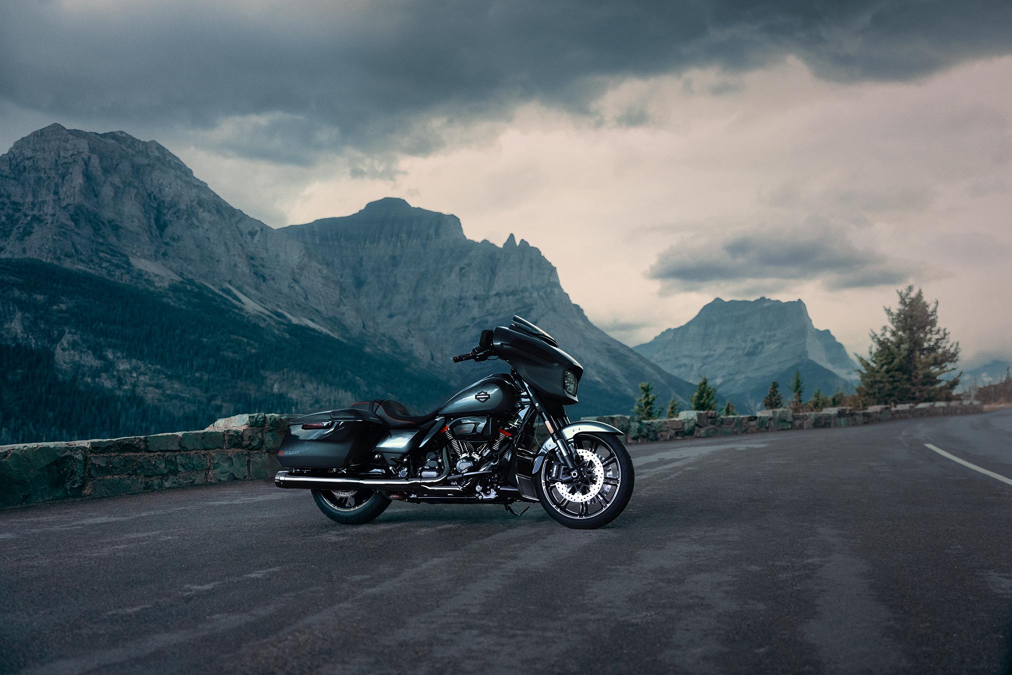 2025 HarleyDavidson CVO Street Glide Review • Total Motorcycle