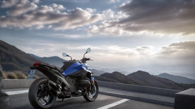 2026-BMW-R1300R5 2026 BMW R1300R