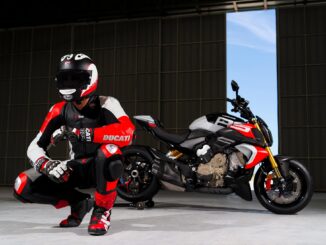 2026 Ducati Diavel V4 RS